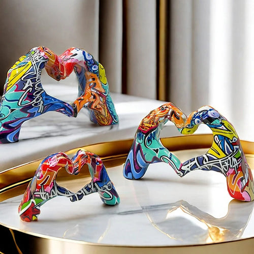 Love Hands™ Graffiti — Escultura de Mãos em Coração
