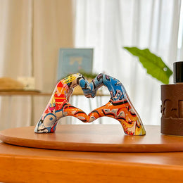 Love Hands™ Graffiti " P"